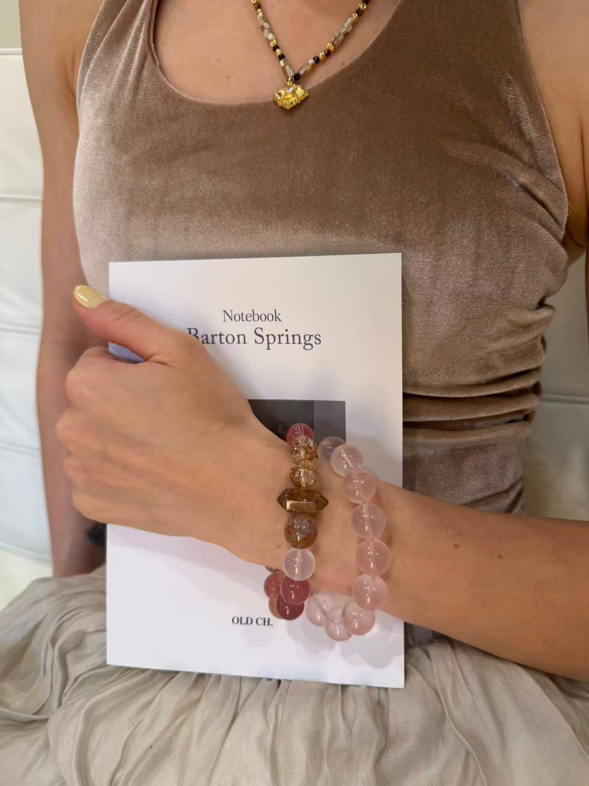 <strong>Seen on people of ONNA</strong>&nbsp;