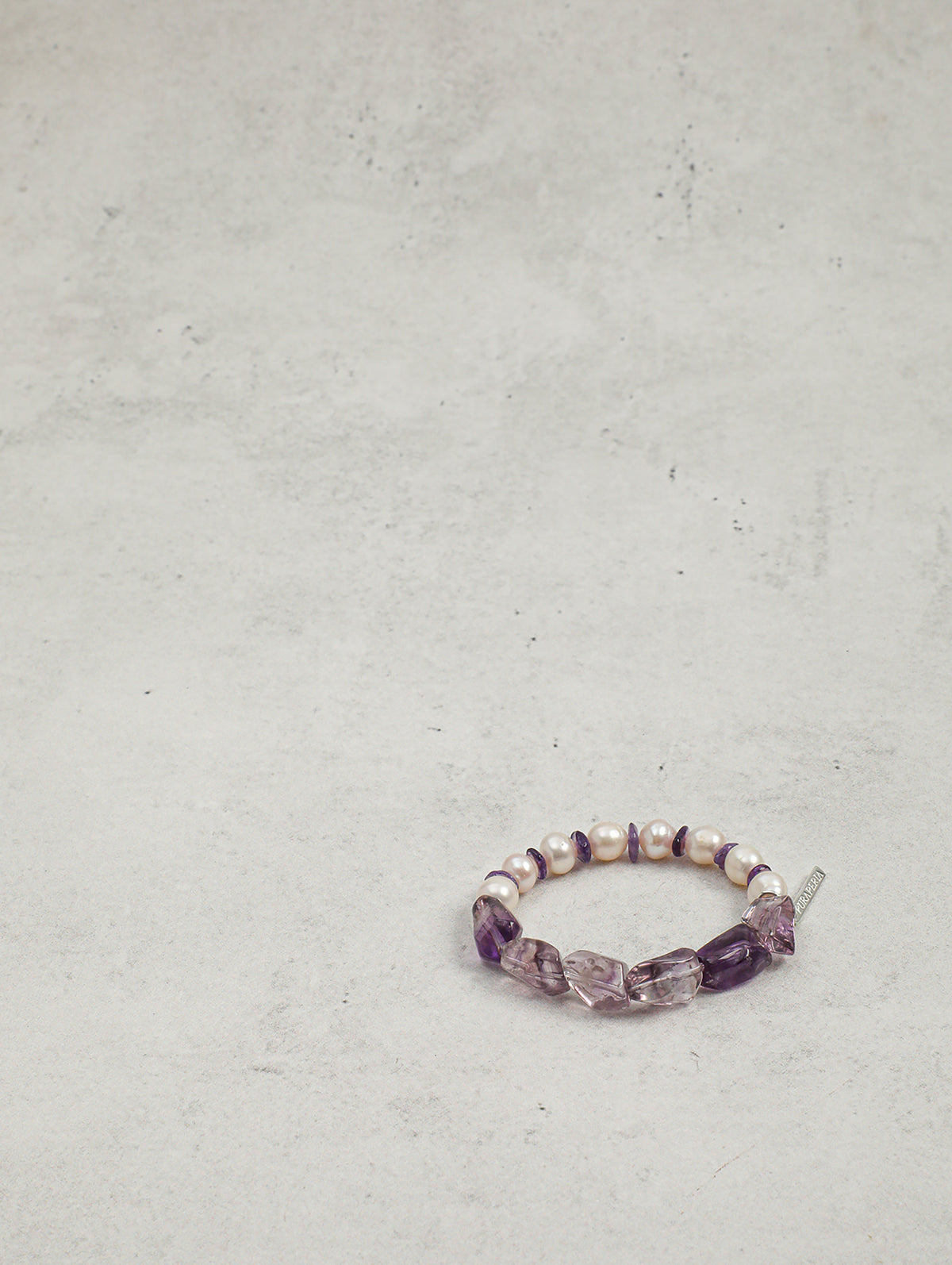 Violet Flow · Pearl Glow