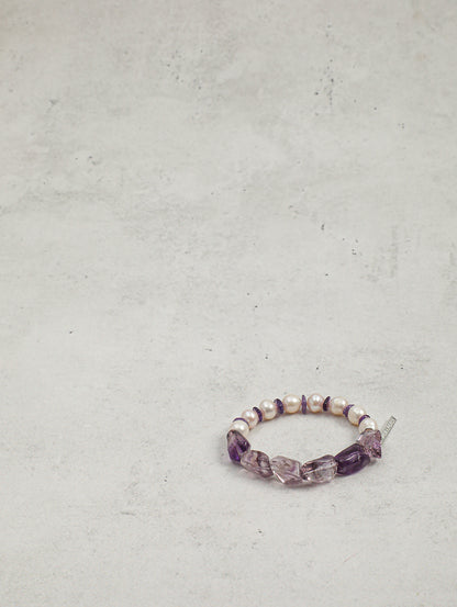 Violet Flow · Pearl Glow