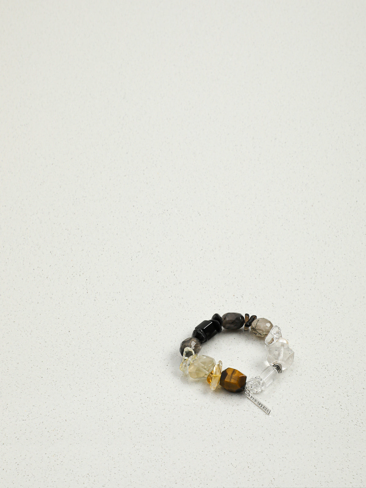 Crystal Glow · Noir Pearl