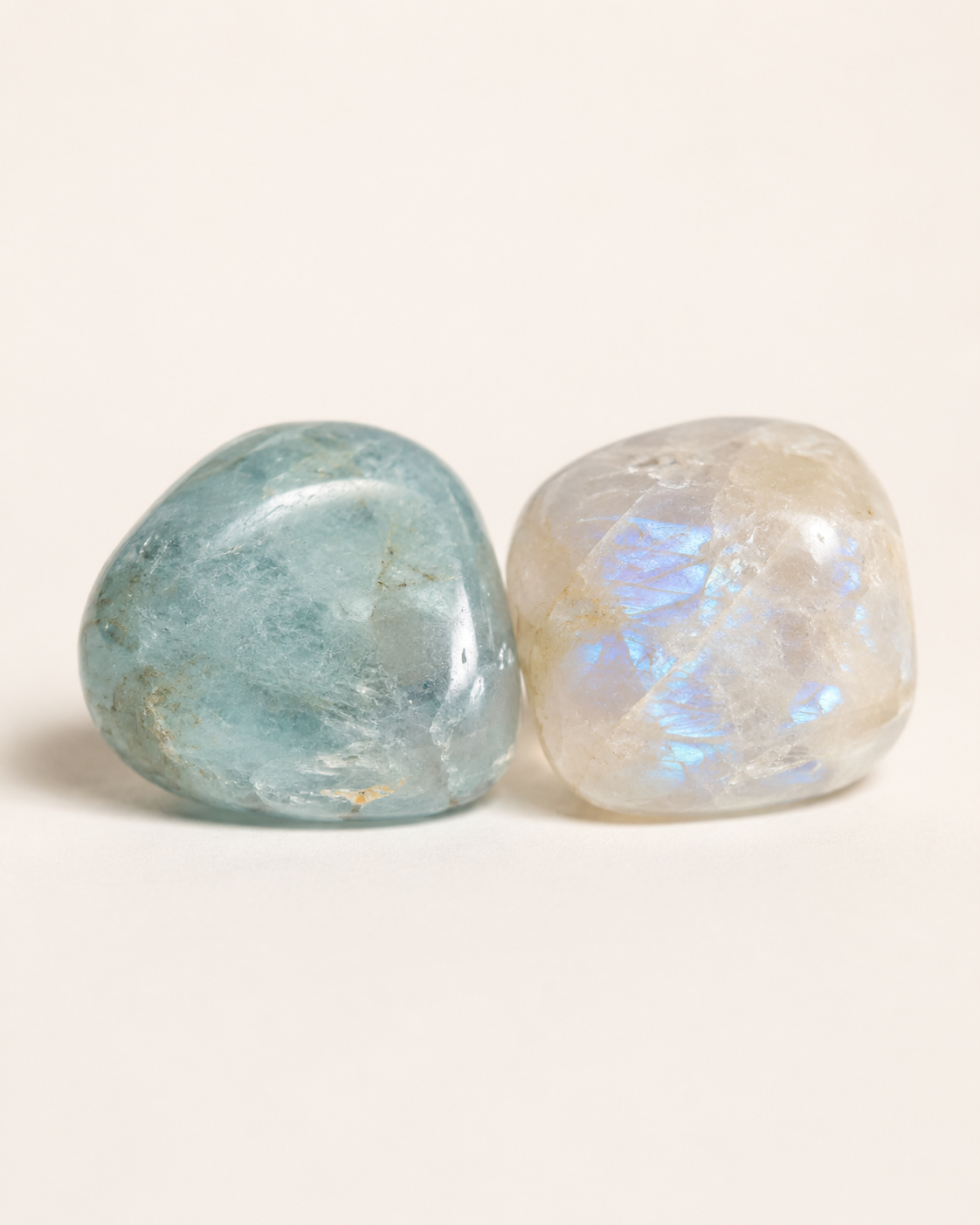 Aquamarine and moonstone crystals for flow energy